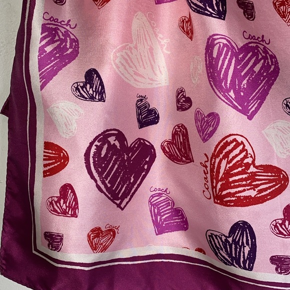 Vintage COACH Signature Pink Hearts 100% Silk Scarf-NWT - Picture 4 of 11